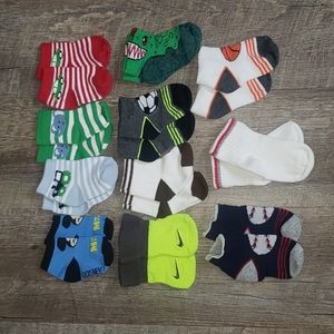 Assorment of little socks